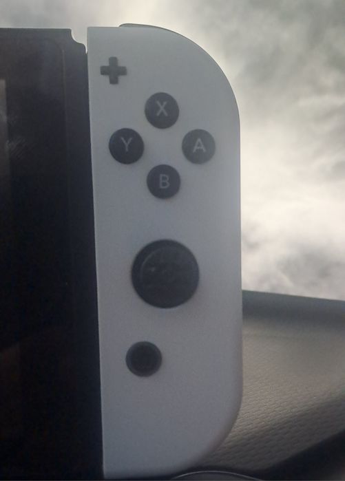 Продам правый joy con nintendo switch