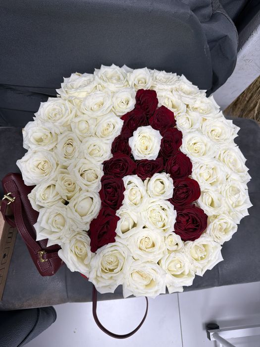 Именной букет из роскошных роз