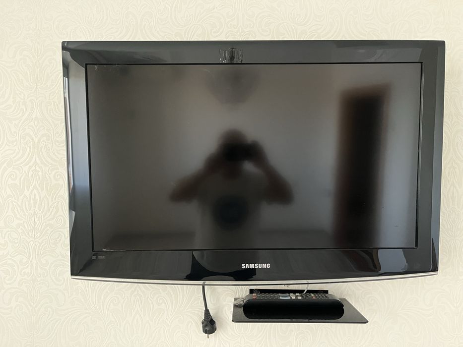 Продам телевизор Самсунг