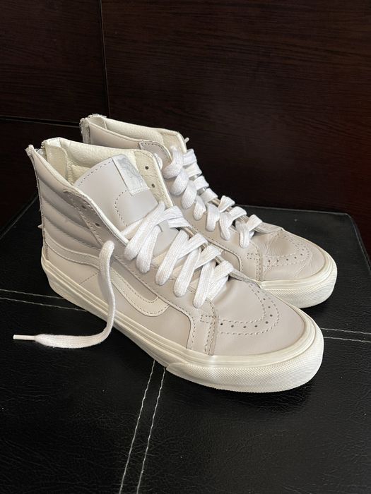 Adidași Vans Sk8-Hi piele albă • Mărime 35 • Fermoar spate • Stare foarte buna