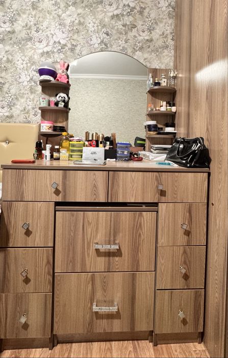 Туалетный столик