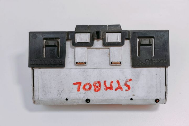 Display bord 216737697 Renault Master a 2-a generatie seria