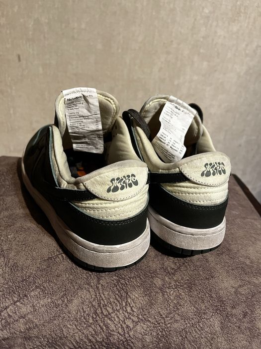 Оригинальные Nike кроссовки зеленые