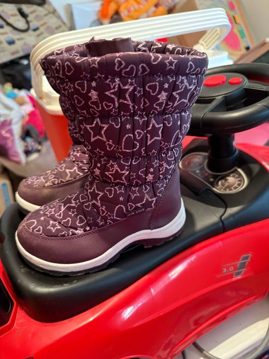 Апрески в лилаво за момиче