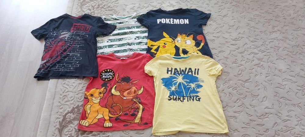 Лот от тениски за 15 лв.