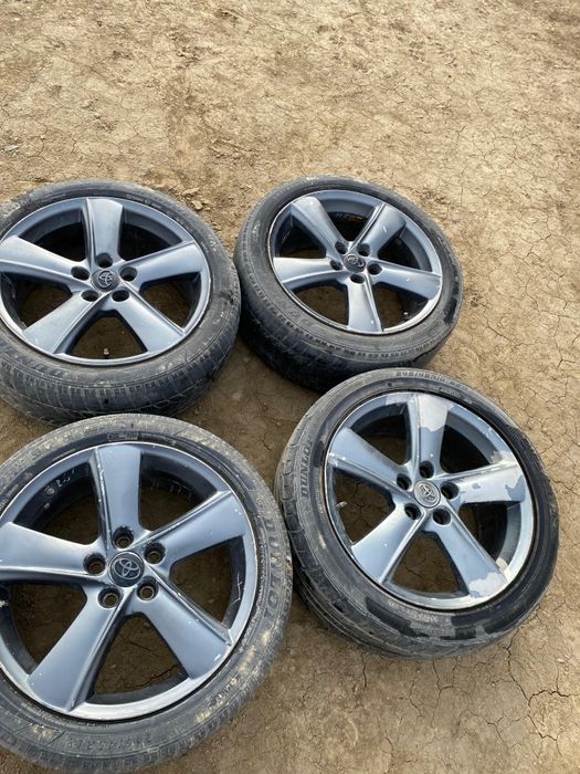 Тайота  камри 50      диски