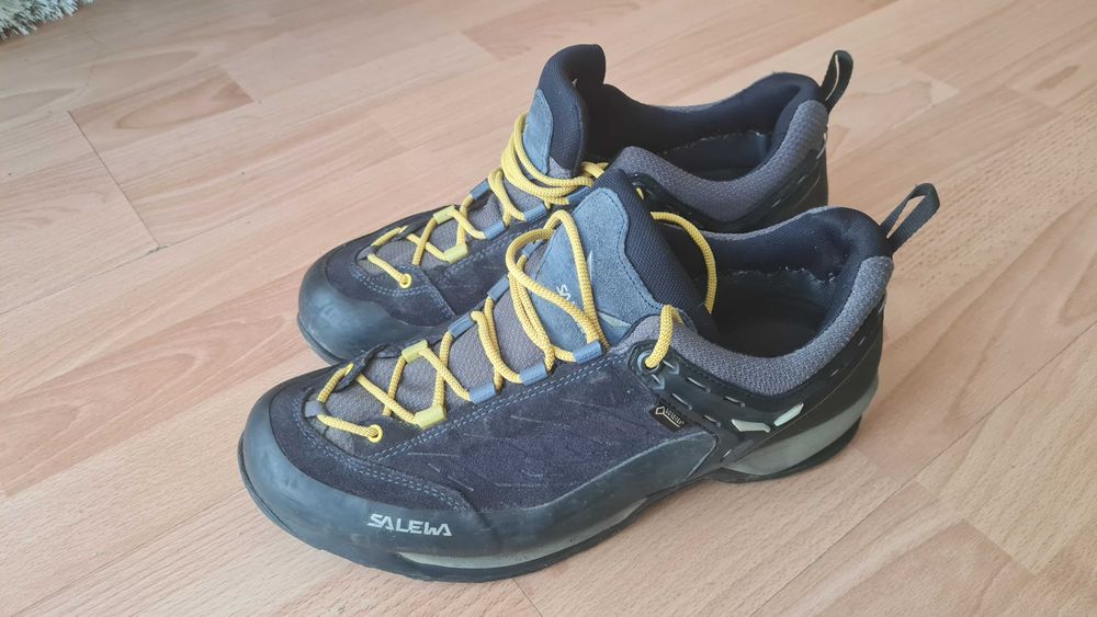 Намалявам Мъжки обувки модел Saleva