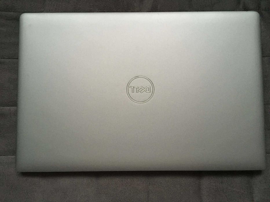 Dell Latitude 5520, Intel i7 1185G7, 16GB Ram si 2 x500 SSD