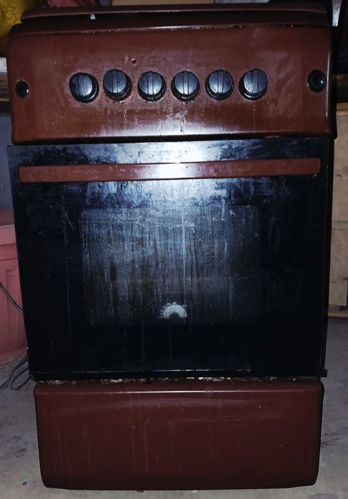 Газовые плиты в рабочем состоянии