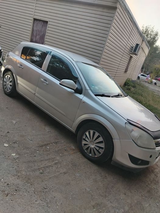 Продам Opel Astra h