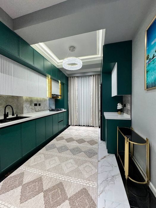 Срочно продаётся 4-комнатная квартира