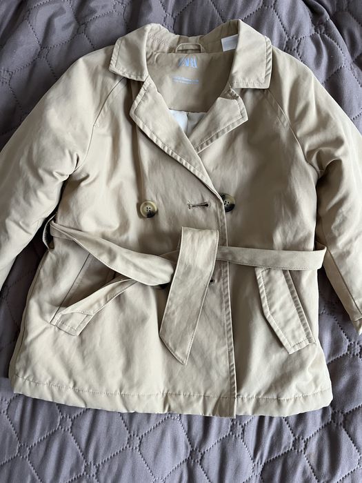 Елегантен Тренч за момиченце 86 р Zara
