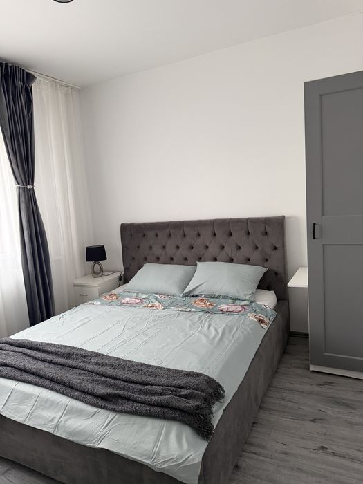 De inchiriat apartament 3 camere Parcul Tineretului