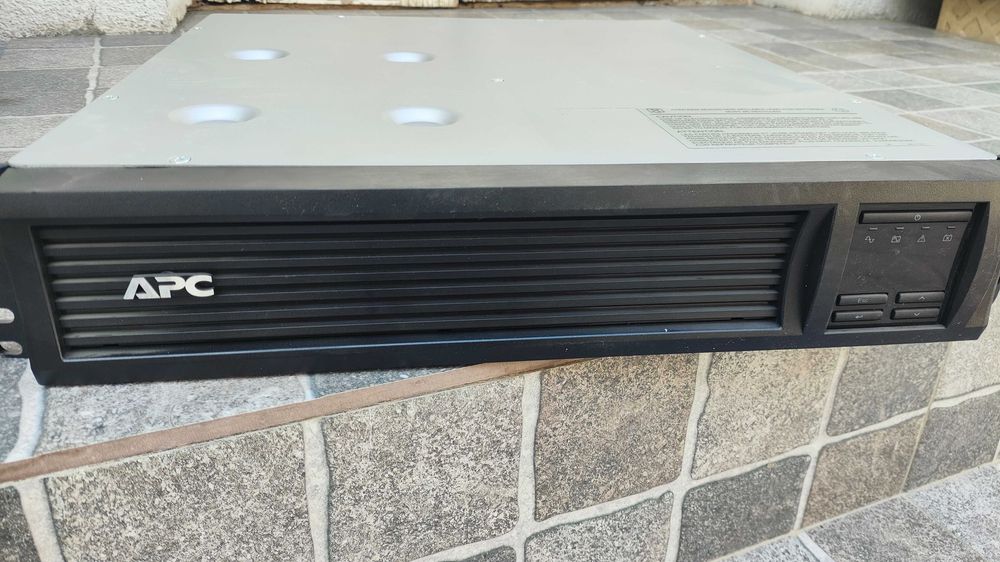 APC Smart-UPS ИБП на 1000VA (чистый синус аккумулятор - 48V)