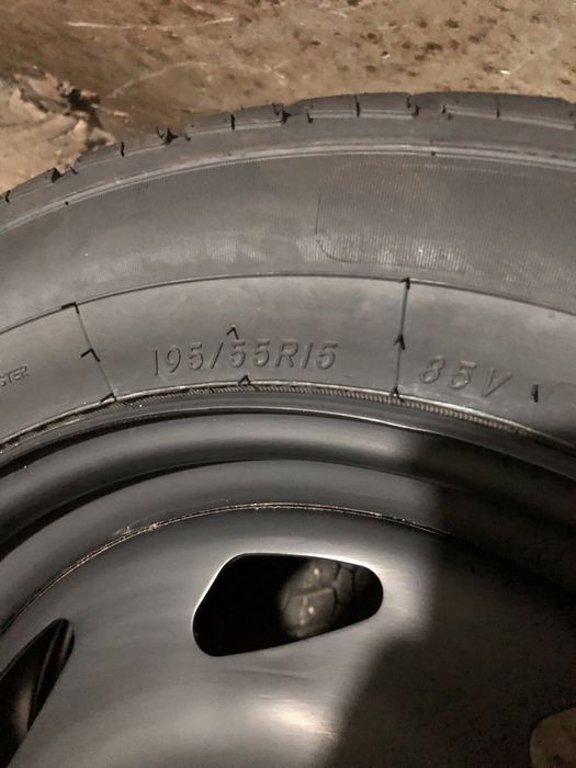 Продам новую резину 195/55/15