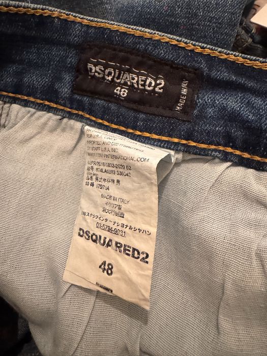 Blugi scurti Dsquared2 marimea 48