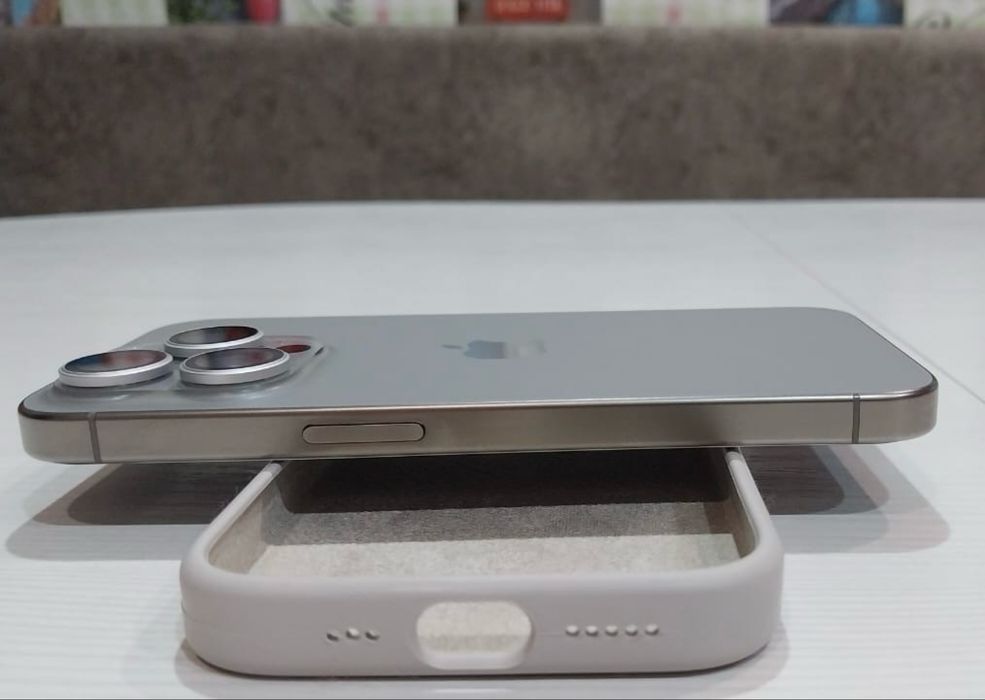 Iphone 15 pro 128 gb