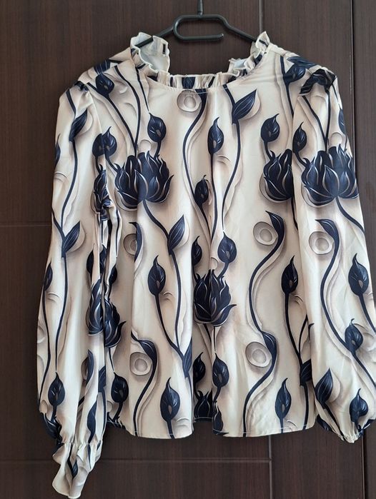 Дамски ризи 5 лв за брой