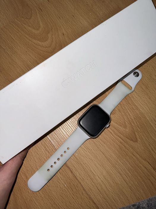 Apple Watch Series 8 45 мм