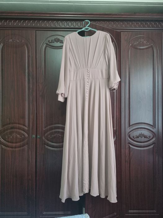 Женское вечерние платье