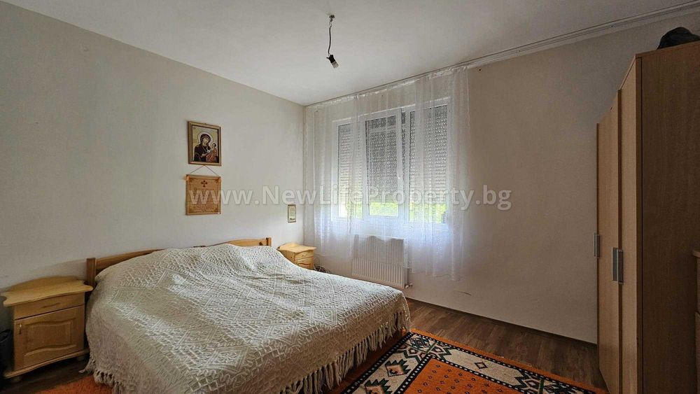 Продава се Къща в Камено - 132 кв.м за 1023 €/кв.м - Снимка #18