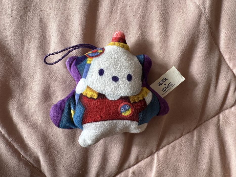 Hello Kitty x Yu-Gi-Oh McDonald’s плюшки – лимитирана колекция!