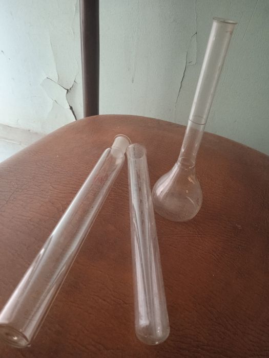 Колба 2пробирки разние