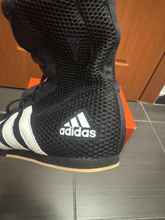 Обувки за бокс Adidas