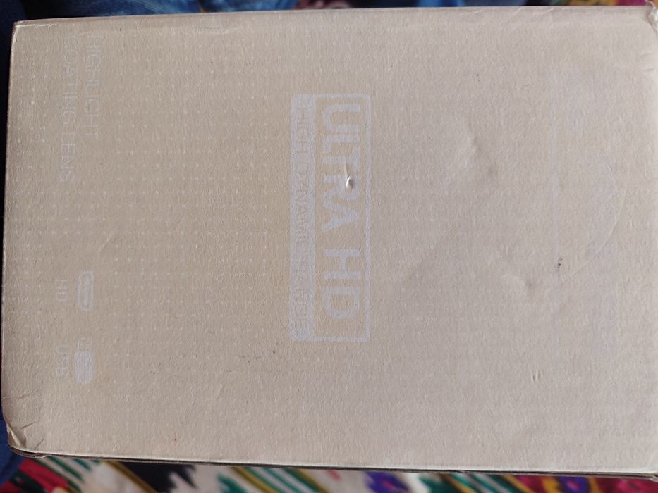 Proector holati yangi 3-4 marta ishlatilgan