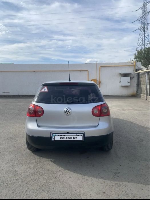 Volkswagen Golf 2005