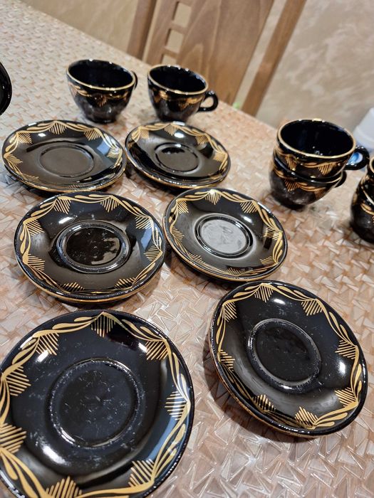 Черен сервиз за кафе