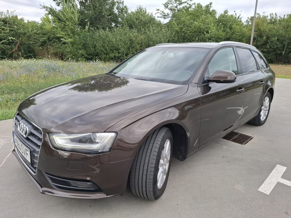 Vând AUDI A4 Avant