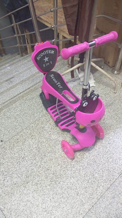 Продам Самокат в хорошем стостянии