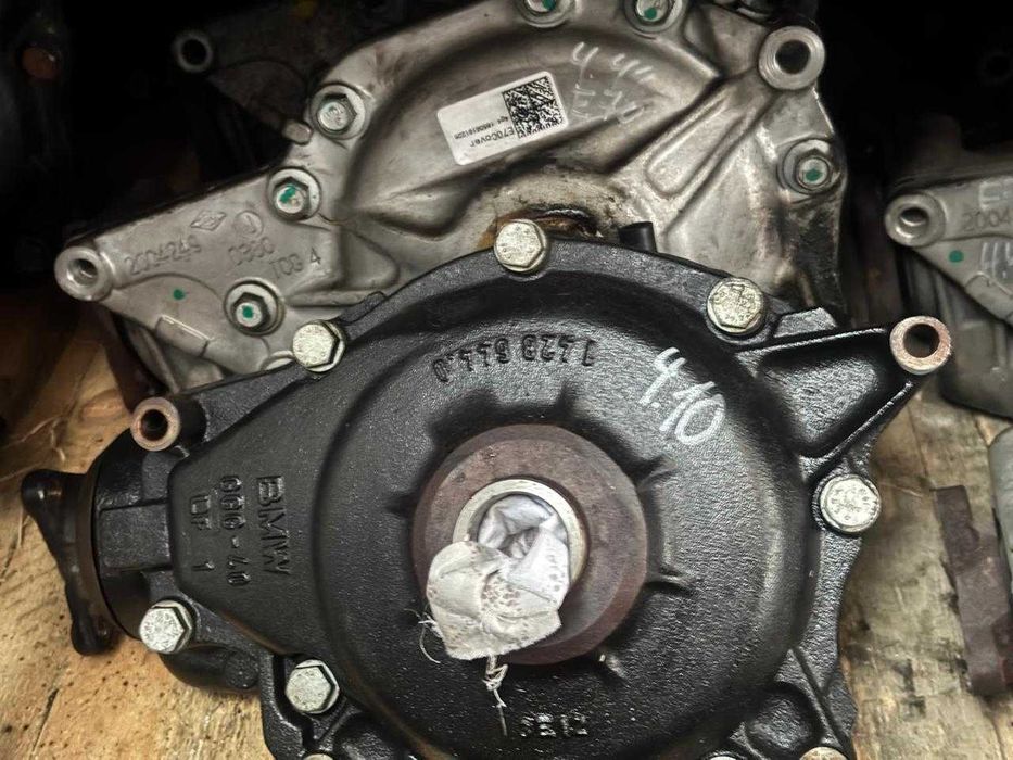 Редуктор передний на БМВ Х5 Е53