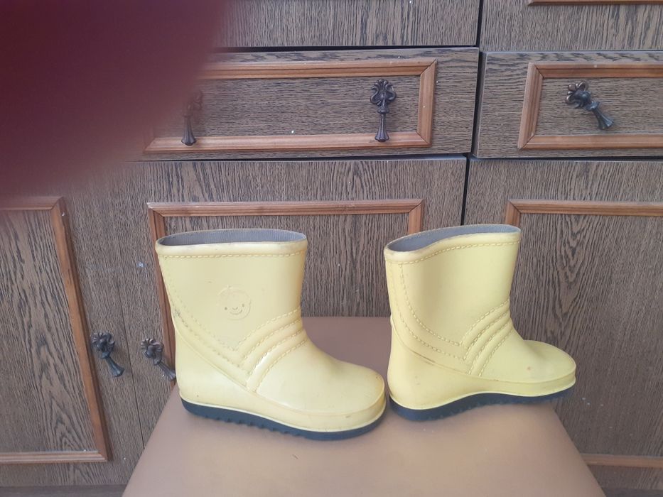 Силиконовые  детские сапоги польские советские