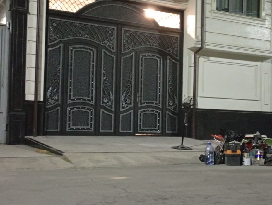 покраска ворот. Дарвоза Darvoza тамирлаш бойаш. Ремонт реставрация.