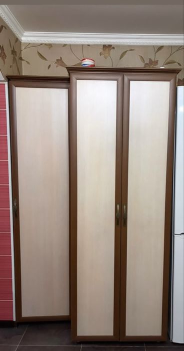 Продается комплект мебели
