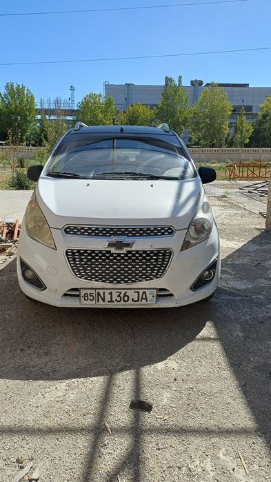 Chevrolet spark 2012