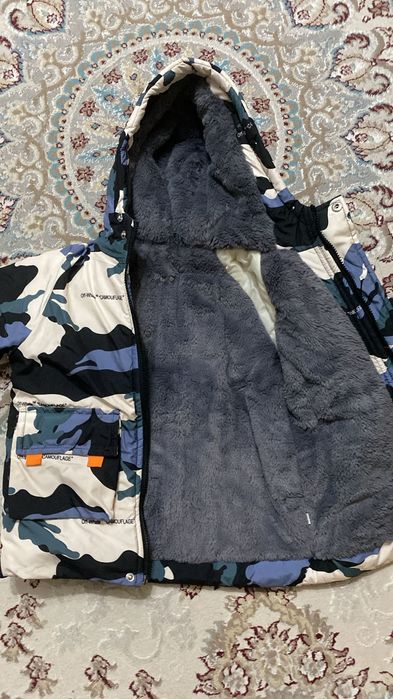 Продам куртку детскую