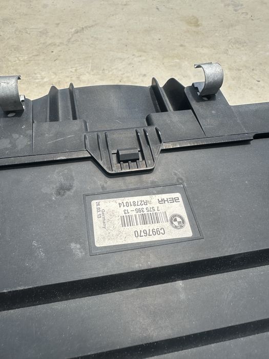 Set radiatoare BMW f01 f02 f06 f07 f10 f11 f13 f14 benzina 3.0 4.0 4.4 benzina si 550d 381 cp seria 5 6 si 7 radiator apa electroventilator ac clima