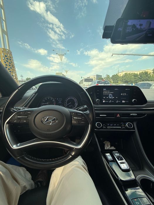 Hyundai Sonata 2.0