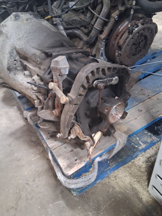 Cutie crater 2.5 6+1 manuala vw