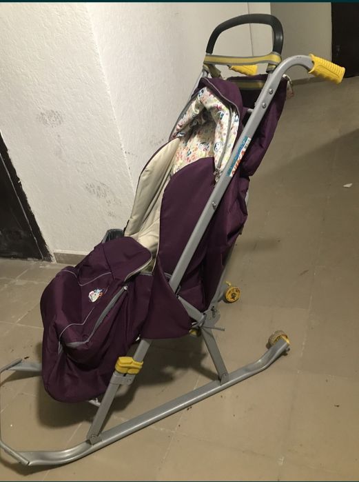 Продам санки коляска  в отличном состоянии