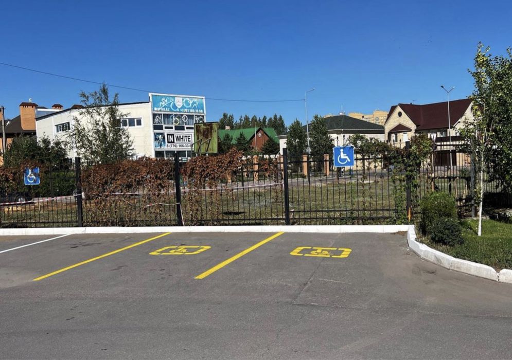 Разметка дорог, паркингов, парковок