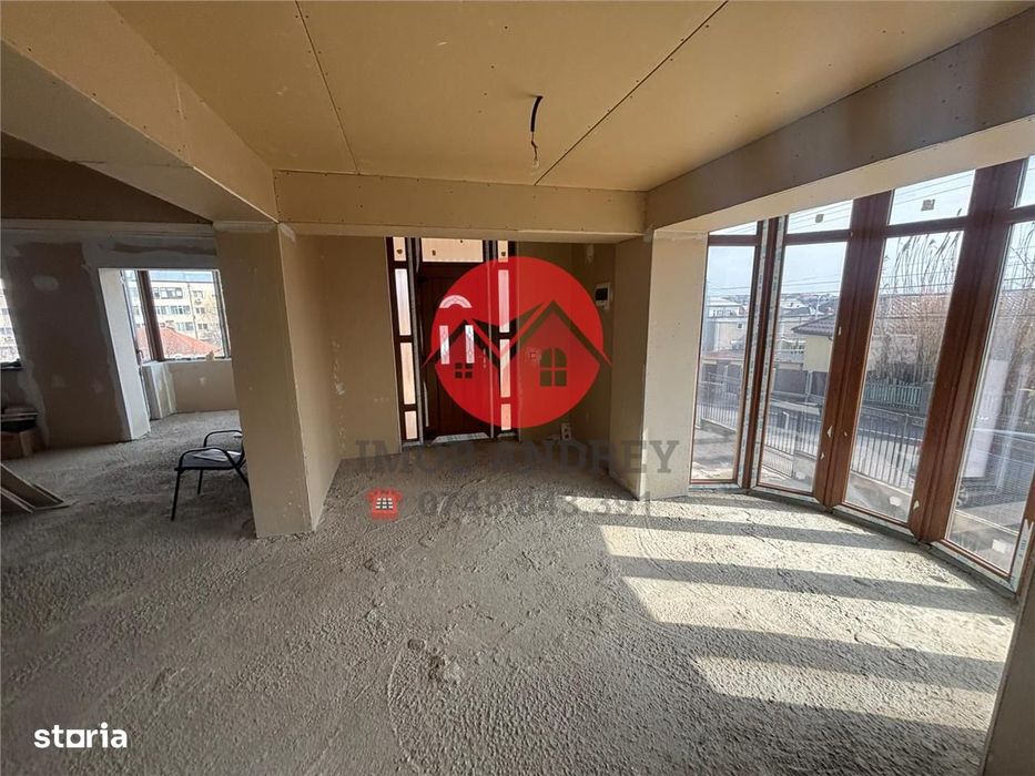 Vila ultracentrala Tulcea, 6 camere, 330 mp utili, teren 719 mp, veder