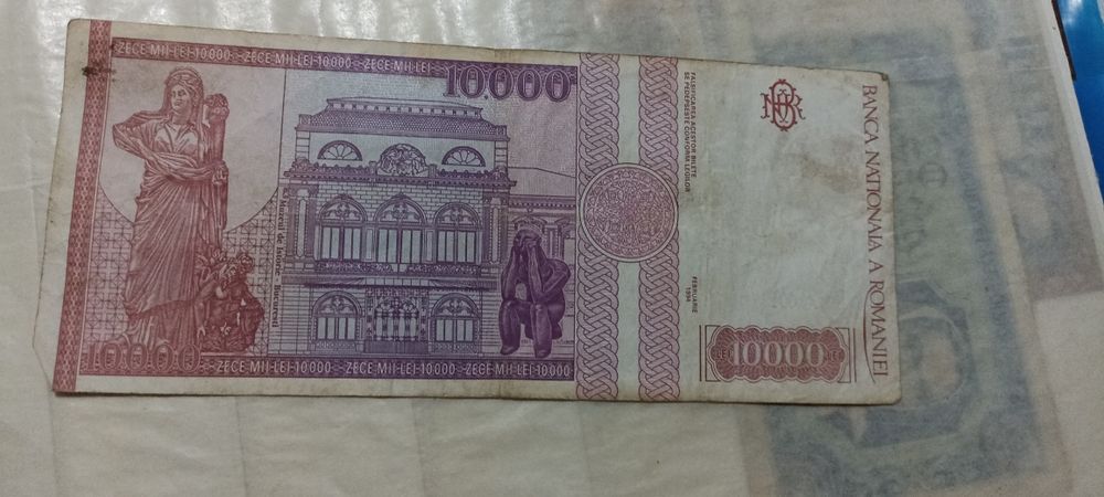 Bacnota de 10000lei