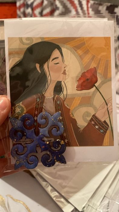 Этно-стильдегі брошь (қол жұмысы)