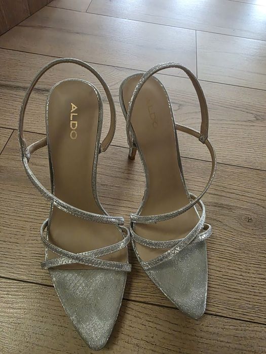 Sandale aldo marimea 38,5