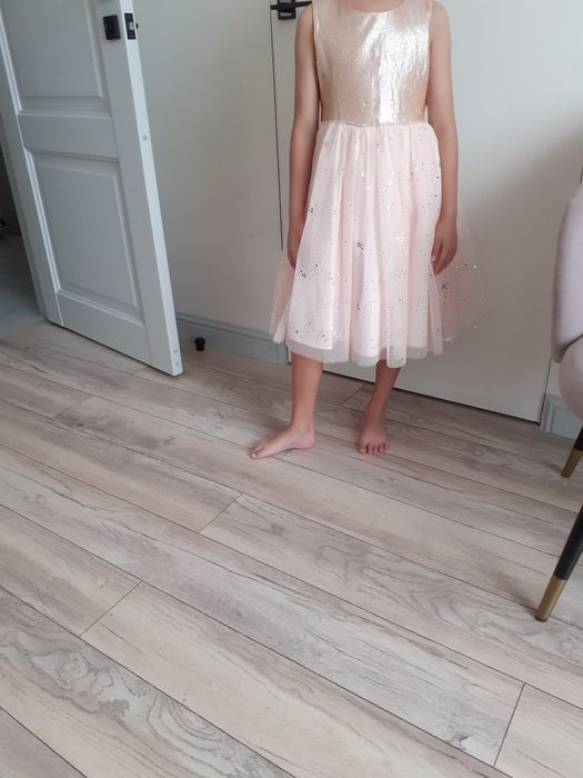 Детские платье для  праздников