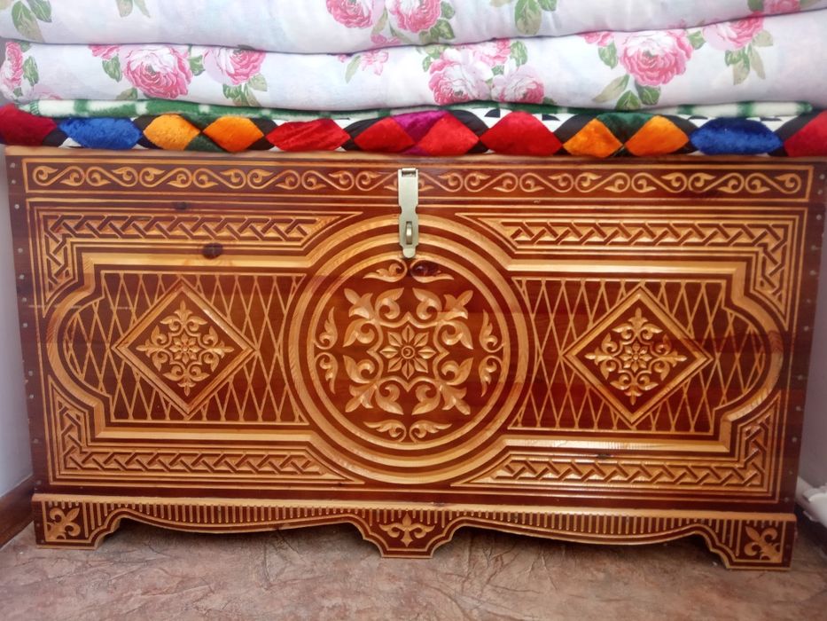 Сундуки две штуки